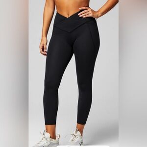Fabletics - Oasis PureLuxe HW Crossover 7/8 Legging